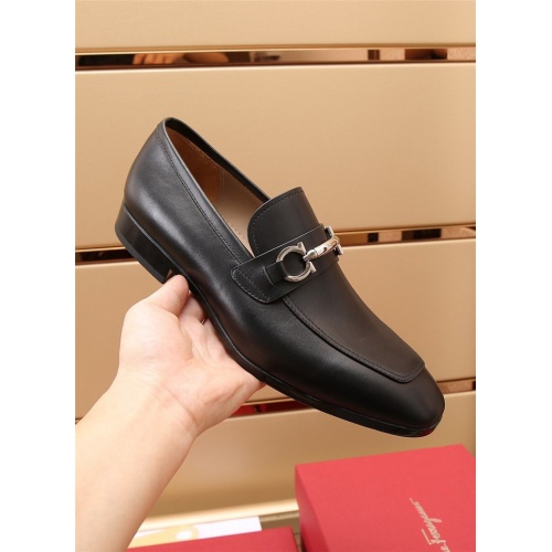 Replica Salvatore Ferragamo Leather Shoes For Men #942815 $118.00 USD for Wholesale