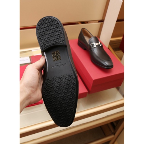 Replica Salvatore Ferragamo Leather Shoes For Men #942818 $118.00 USD for Wholesale