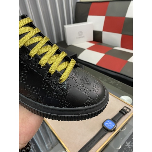 Replica Versace Casual Shoes For Men #943117 $72.00 USD for Wholesale