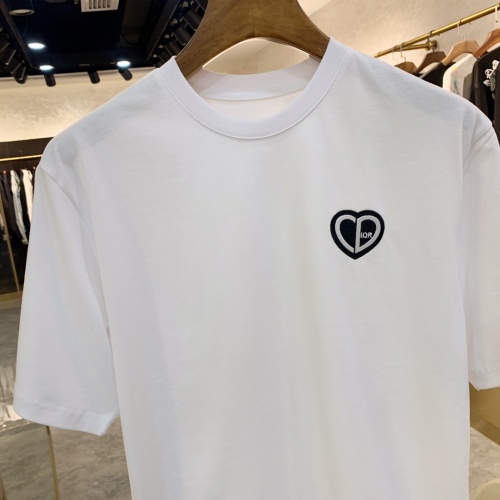 Replica Versace T-Shirts Short Sleeved For Men #943129 $41.00 USD for Wholesale