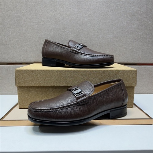 Salvatore Ferragamo Leather Shoes For Men #943608