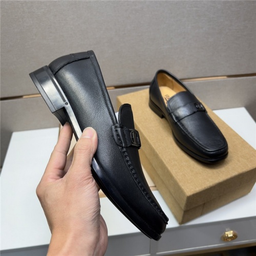 Replica Salvatore Ferragamo Leather Shoes For Men #943610 $108.00 USD for Wholesale