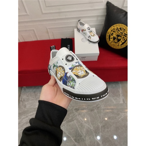 Replica Versace Casual Shoes For Men #944232 $72.00 USD for Wholesale