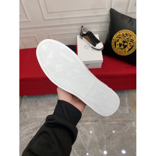 Replica Versace Casual Shoes For Men #944511 $72.00 USD for Wholesale