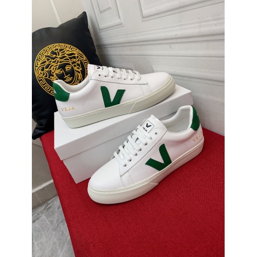 Versace Casual Shoes For Men #944566