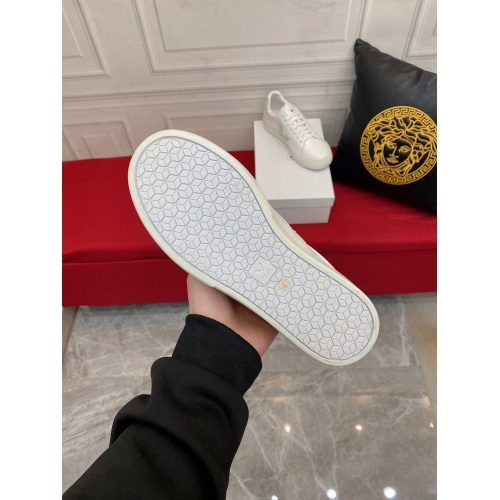 Replica Versace Casual Shoes For Men #944568 $72.00 USD for Wholesale