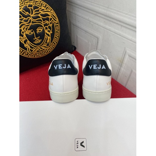 Replica Versace Casual Shoes For Men #944569 $72.00 USD for Wholesale