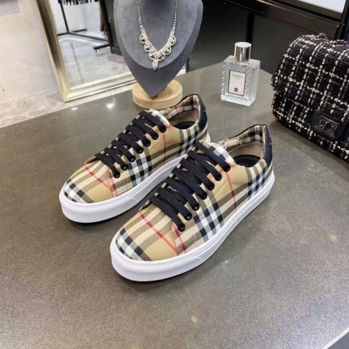 Replica Burberry Casual Shoes For Men #944756 $76.00 USD for Wholesale