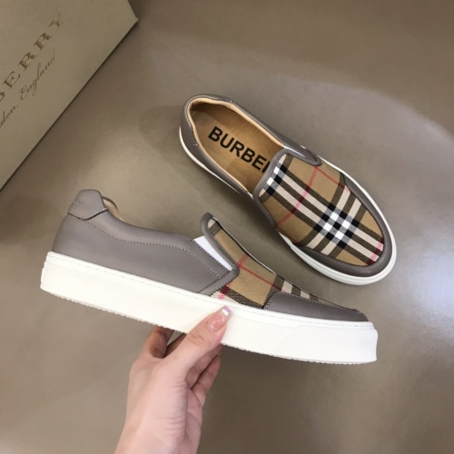 Replica Burberry Casual Shoes For Men #944759 $80.00 USD for Wholesale