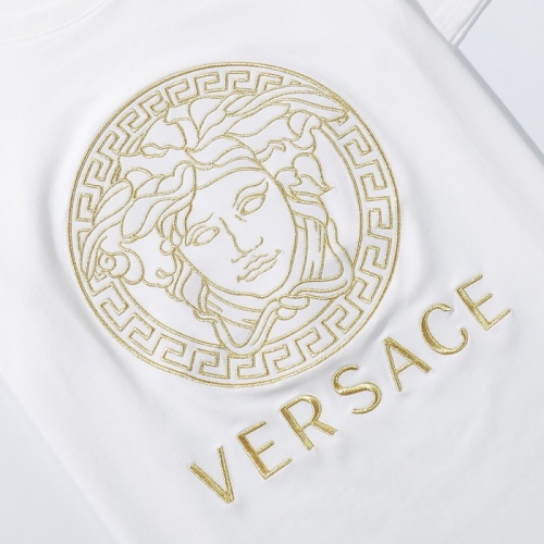 Replica Versace T-Shirts Short Sleeved For Men #944767 $27.00 USD for Wholesale
