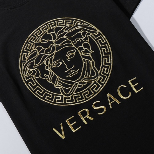 Replica Versace T-Shirts Short Sleeved For Men #944768 $27.00 USD for Wholesale