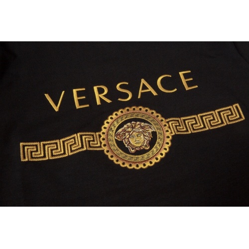 Replica Versace T-Shirts Short Sleeved For Men #944791 $27.00 USD for Wholesale