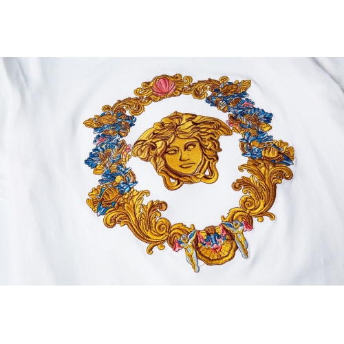 Replica Versace T-Shirts Short Sleeved For Men #944798 $32.00 USD for Wholesale