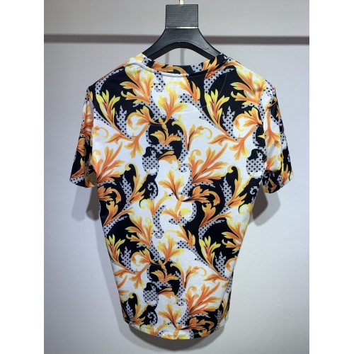 Replica Versace T-Shirts Short Sleeved For Men #945025 $40.00 USD for Wholesale