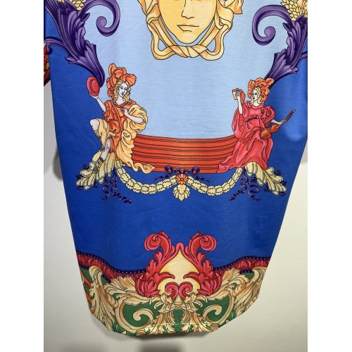 Replica Versace T-Shirts Short Sleeved For Men #945029 $40.00 USD for Wholesale