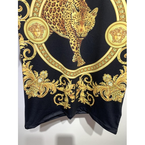 Replica Versace T-Shirts Short Sleeved For Men #945037 $40.00 USD for Wholesale