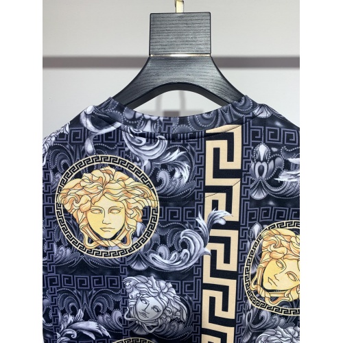 Replica Versace T-Shirts Short Sleeved For Men #945038 $40.00 USD for Wholesale