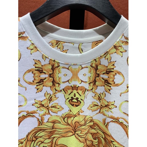 Replica Versace T-Shirts Short Sleeved For Men #945049 $40.00 USD for Wholesale