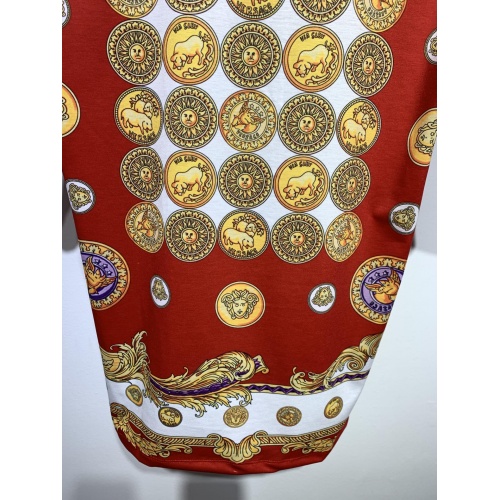 Replica Versace T-Shirts Short Sleeved For Men #945050 $40.00 USD for Wholesale