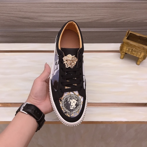 Replica Versace Casual Shoes For Men #945053 $76.00 USD for Wholesale