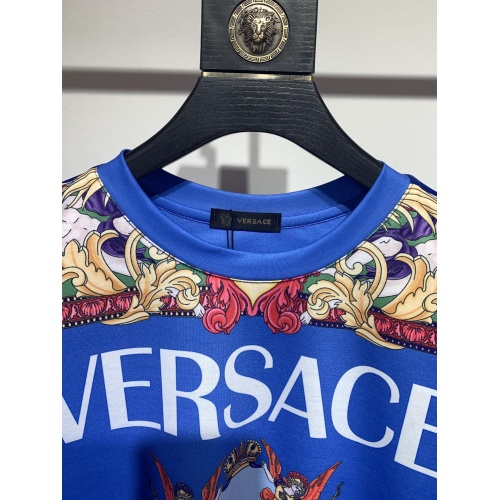 Replica Versace T-Shirts Short Sleeved For Men #945058 $40.00 USD for Wholesale