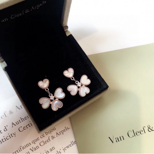 Van Cleef & Arpels Earrings For Women #945197