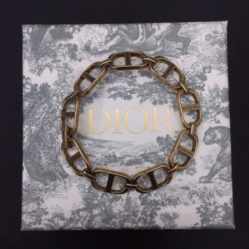 Christian Dior Bracelets For Women #945235 $34.00 USD, Wholesale Replica Christian Dior Bracelets