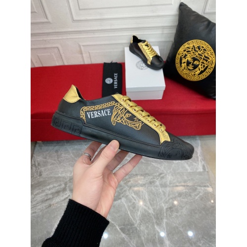 Replica Versace Casual Shoes For Men #945574 $76.00 USD for Wholesale