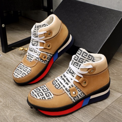 Givenchy High Tops Shoes For Men #945610