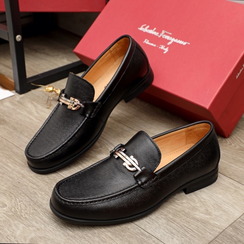 Ferragamo Leather Shoes For Men #945709