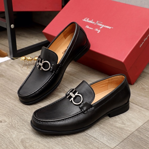 Ferragamo Leather Shoes For Men #945749