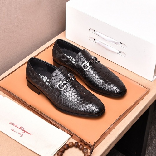 Ferragamo Leather Shoes For Men #945829