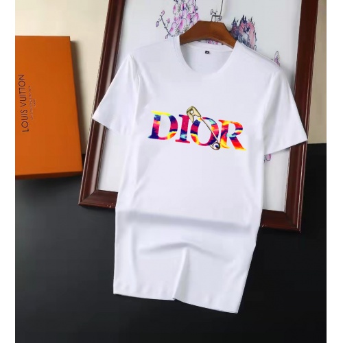 Christian Dior T-Shirts Short Sleeved For Men #945902