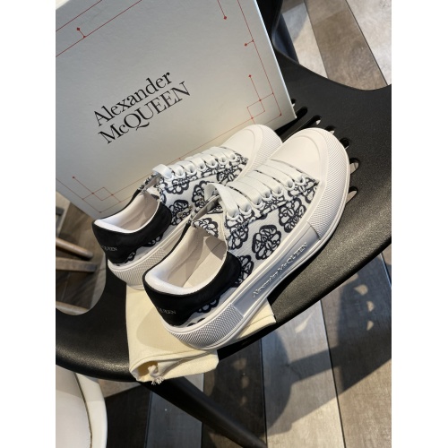 Alexander McQueen Shoes For Women #946188 $82.00 USD, Wholesale Replica Alexander McQueen Casual Shoes