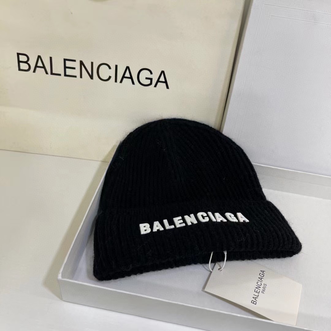 balenciaga beanie replica