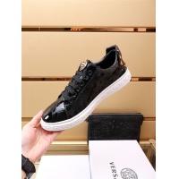 $80.00 USD Versace Casual Shoes For Men #937438