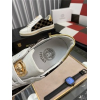 $76.00 USD Versace Casual Shoes For Men #940090