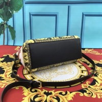 $88.00 USD Versace AAA Quality Handbags For Women #940969