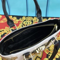 $88.00 USD Versace AAA Quality Handbags For Women #940970