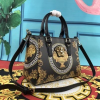 $88.00 USD Versace AAA Quality Handbags For Women #940972