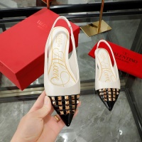 $85.00 USD Valentino Sandal For Women #943514