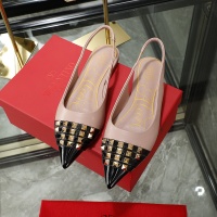 $85.00 USD Valentino Sandal For Women #943517