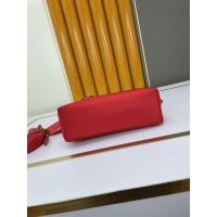 $118.00 USD Prada AAA Quality Handbags For Women #943732