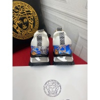 $80.00 USD Versace Casual Shoes For Men #944547