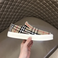 $76.00 USD Burberry Casual Shoes For Men #944754