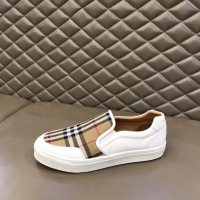 $80.00 USD Burberry Casual Shoes For Men #944758