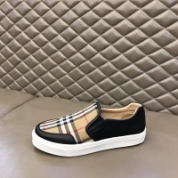 $80.00 USD Burberry Casual Shoes For Men #944760
