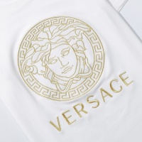 $27.00 USD Versace T-Shirts Short Sleeved For Men #944767