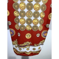 $40.00 USD Versace T-Shirts Short Sleeved For Men #945050