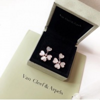 $41.00 USD Van Cleef & Arpels Earrings For Women #945197